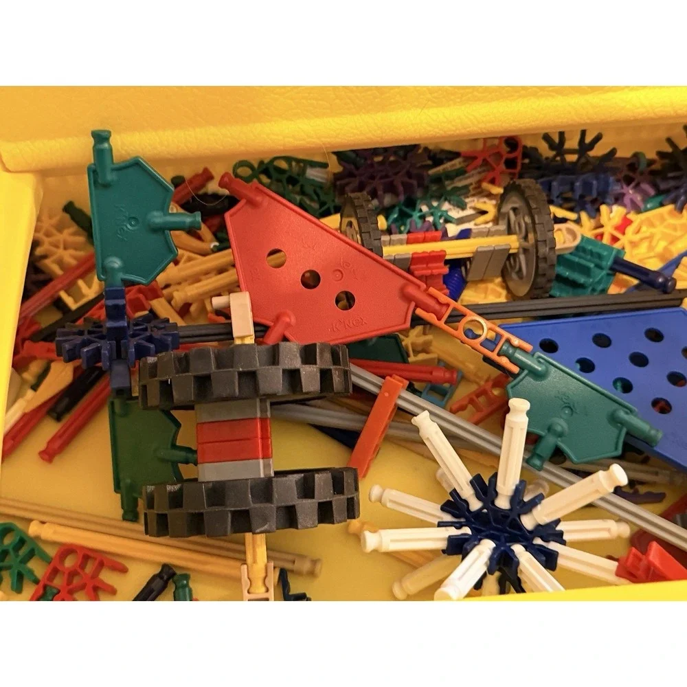 Vintage K'NEX Yellow Box Hard Carrying Case With A Bunch Of K'NEX Pieces 1992